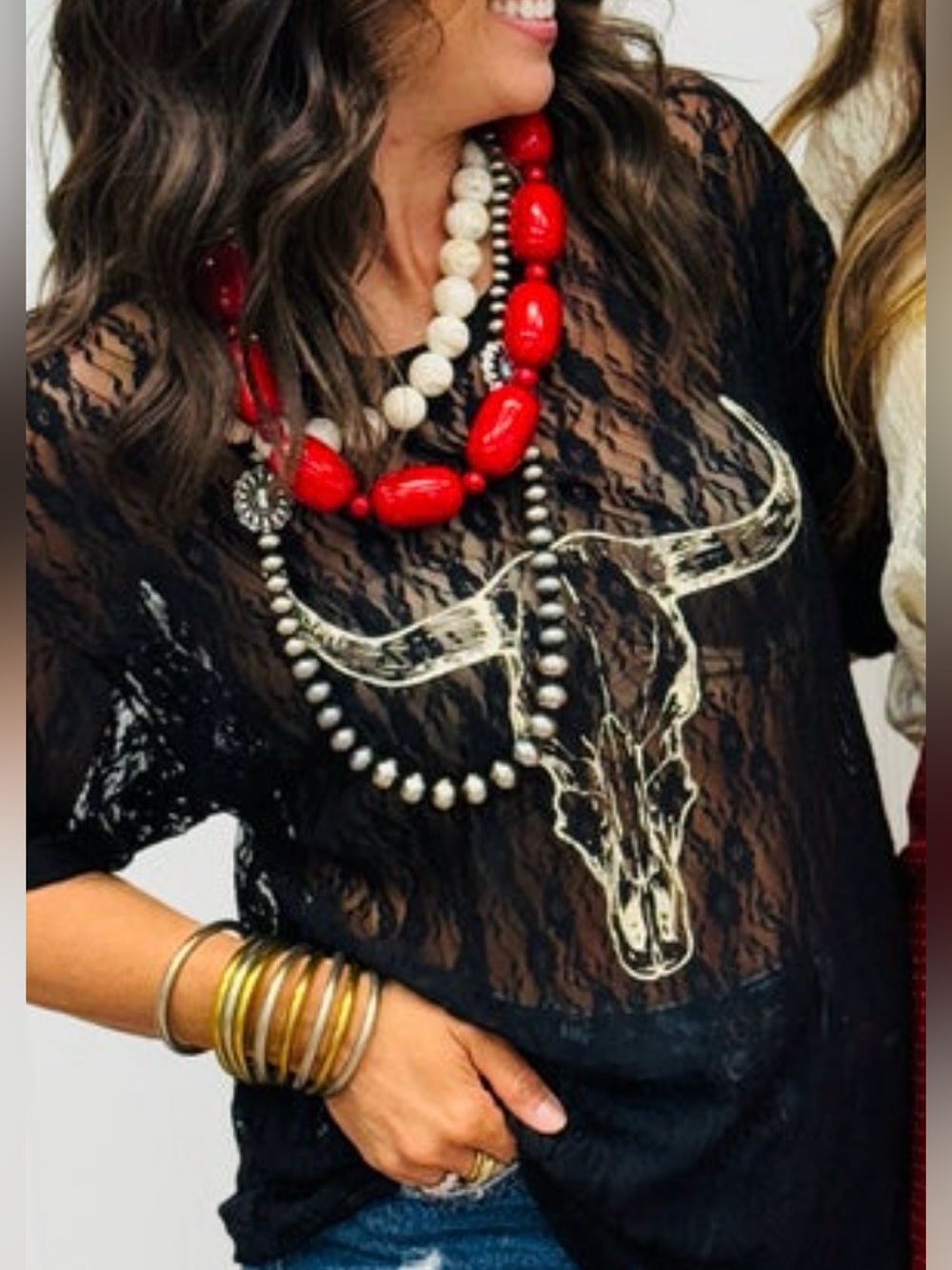 Black Lace Short-Sleeve Top with Skull Graphic - Picture 2 of 4